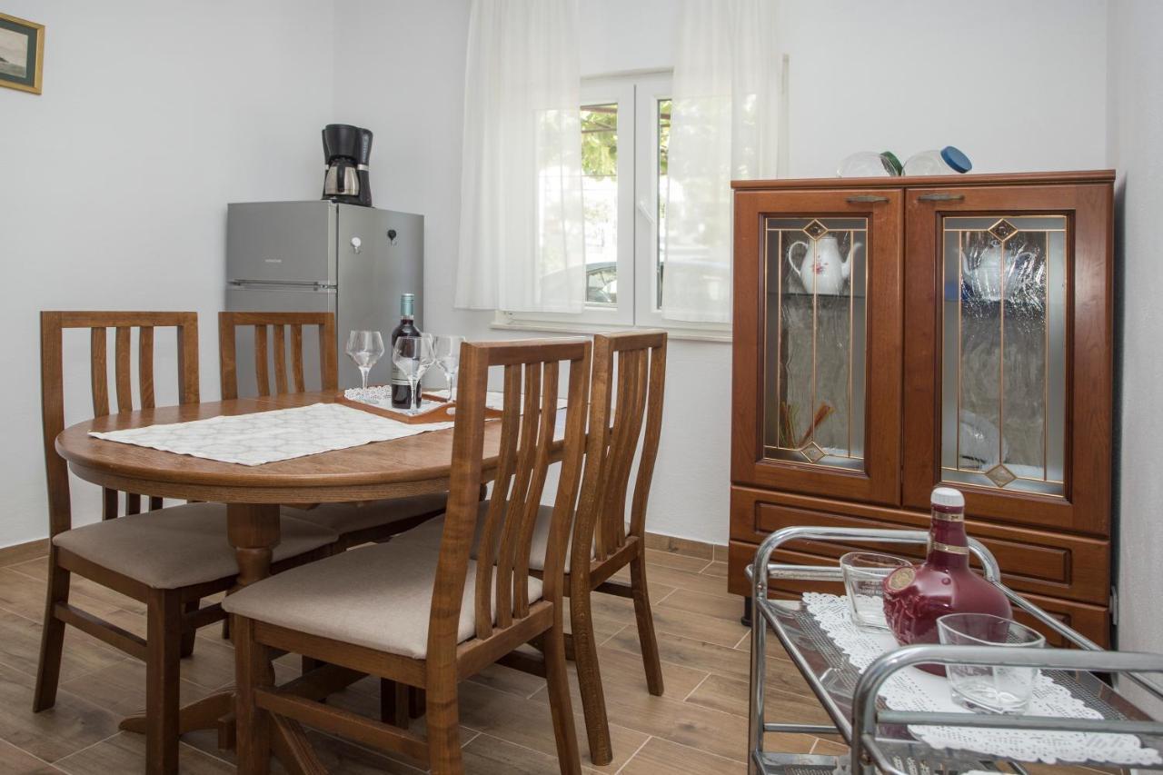 Situs Katarina Apartment Trogir Luaran gambar